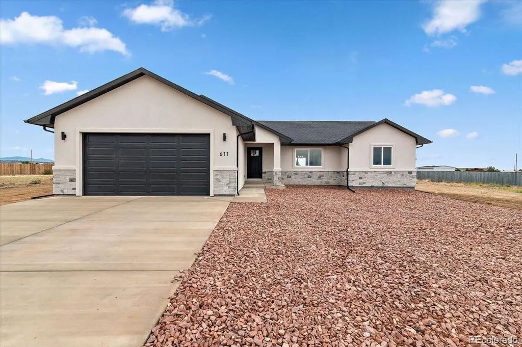 611 E Fredonia Drive, Pueblo West
