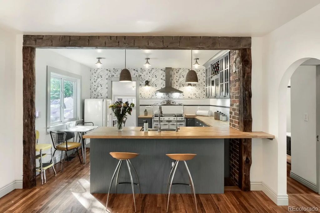 5341 Primrose Lane, Denver