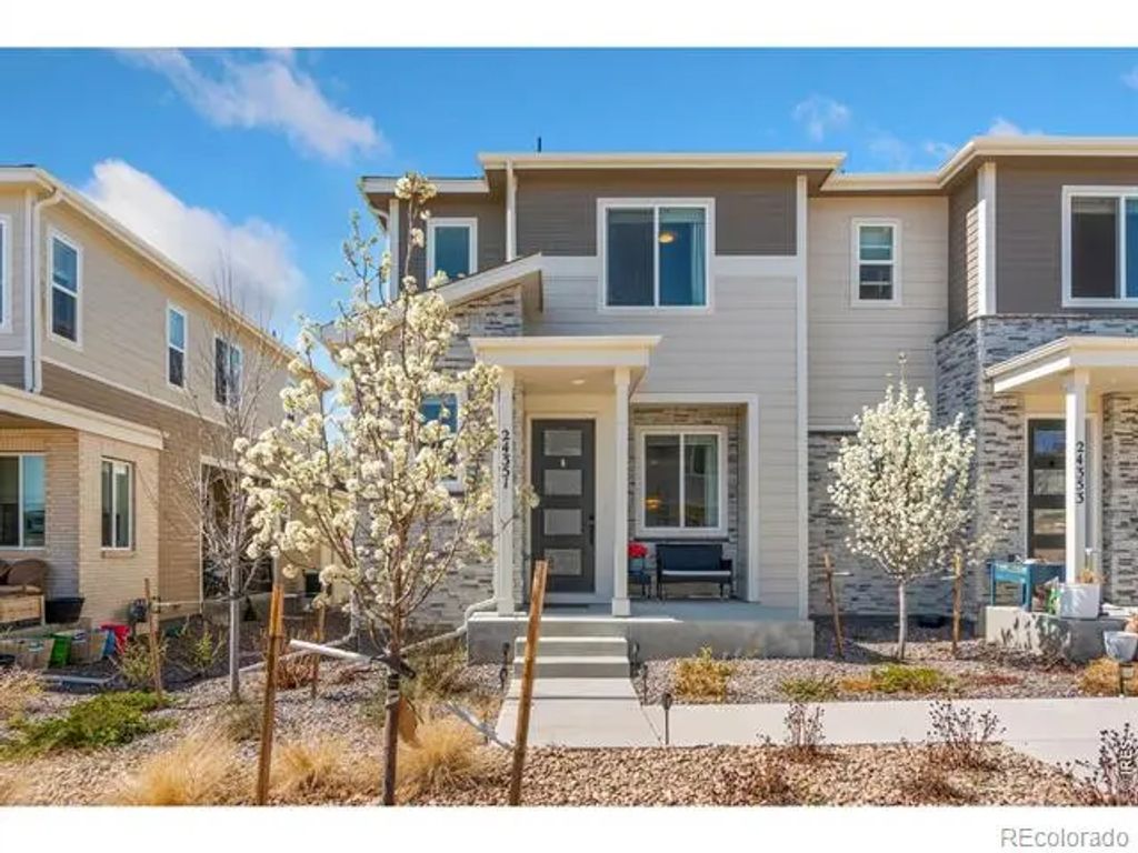 24351 E 41st Avenue, Aurora