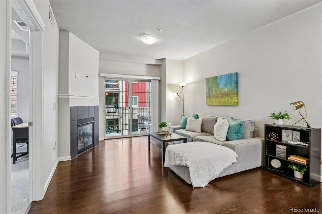 1044 Rockhurst Drive 201, Highlands Ranch