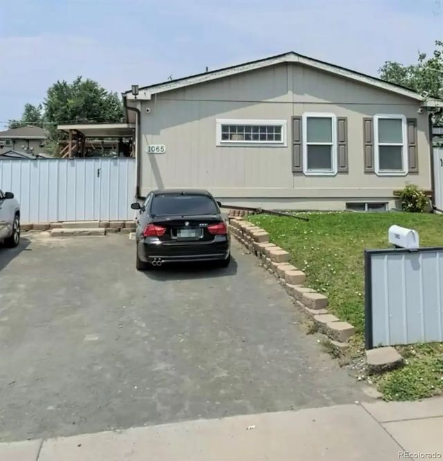 1065 S Raleigh Street, Denver