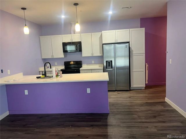 8475 E 36th Avenue 131, Denver