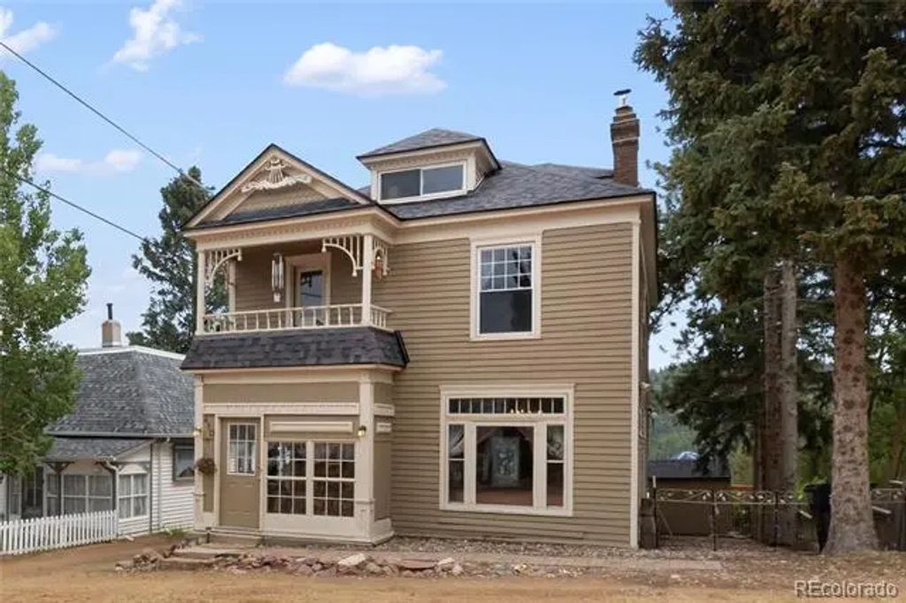 410 Lee Avenue, Victor
