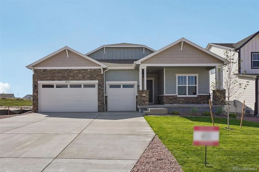 631 White Dove Court, Monument