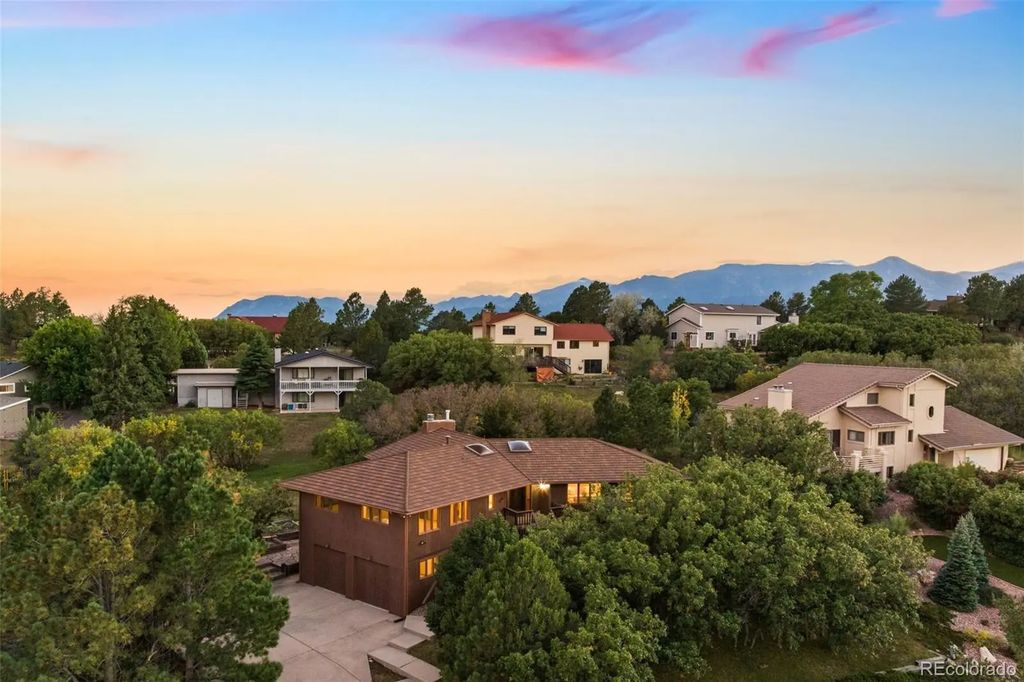 5145 Golden Hills Court, Colorado Springs