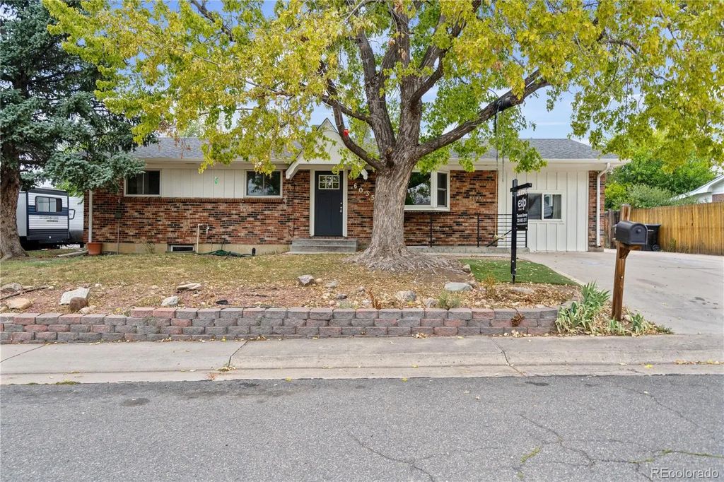 6035 Utica Street, Arvada