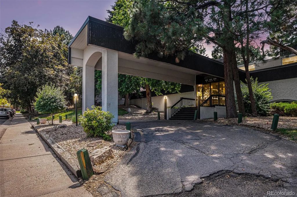 2375 S Linden Court 201, Denver