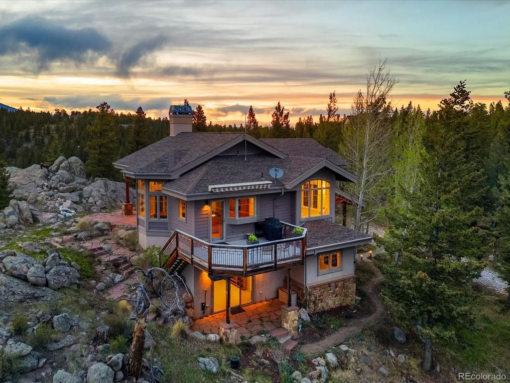 6264 Flagstaff Road, Boulder