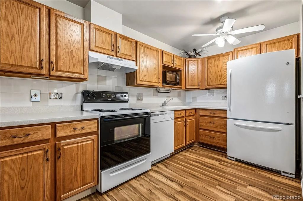 675 S Alton Way 3d, Denver