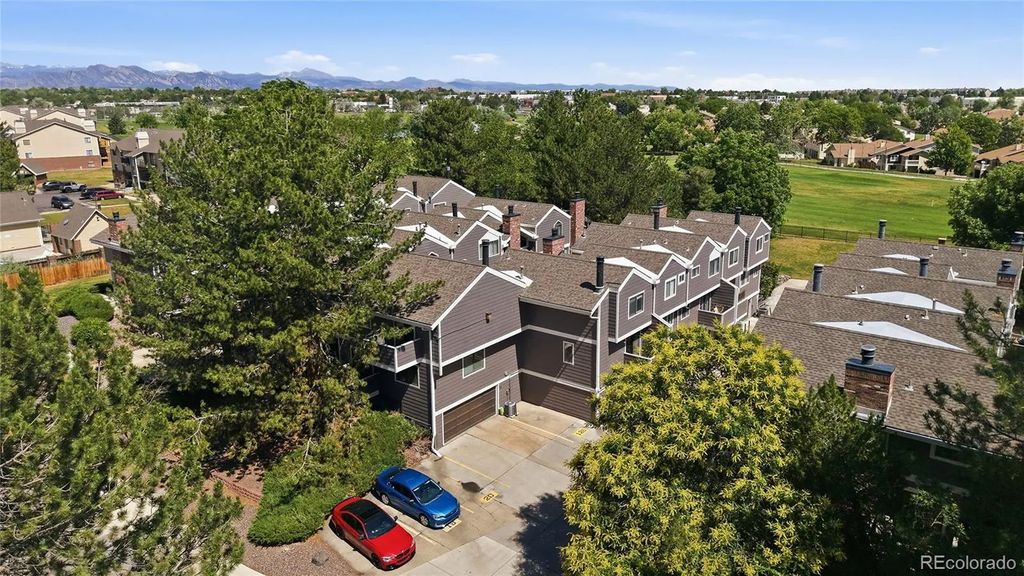 6855 W 84th Way 32, Arvada