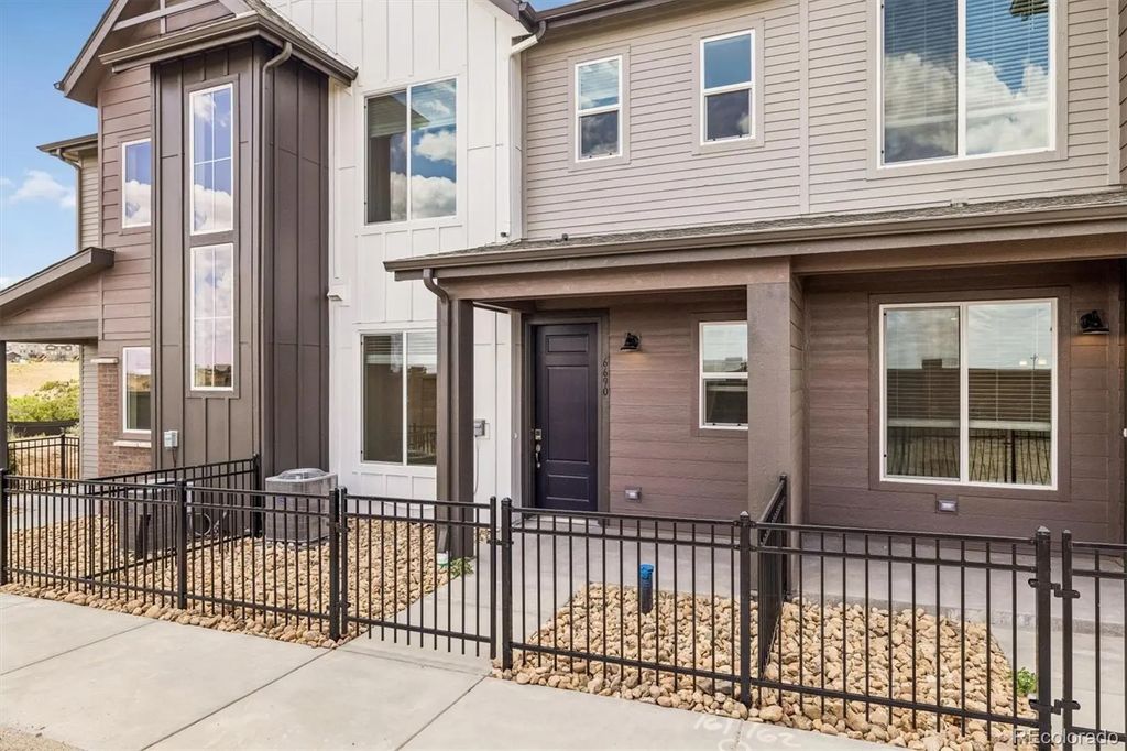 6690 Merseyside Lane, Castle Pines