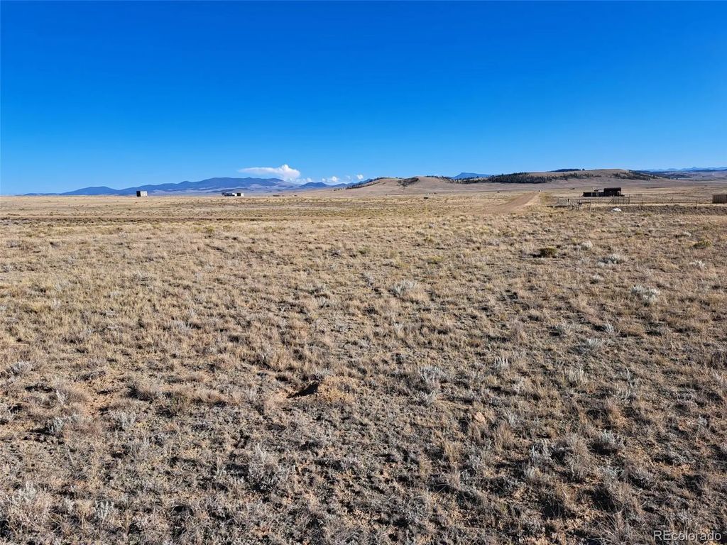 1189 Routt Road, Hartsel