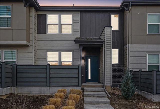 6613 N Ceylon Street, Denver