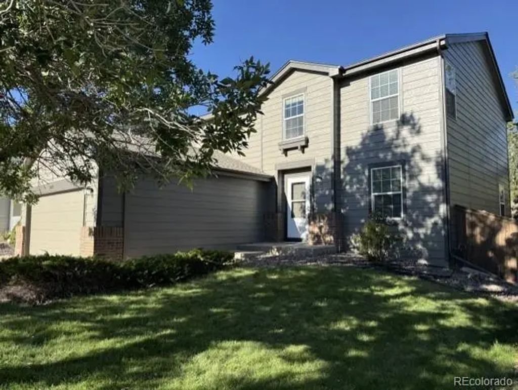 9849 Chatswood Trail, Highlands Ranch