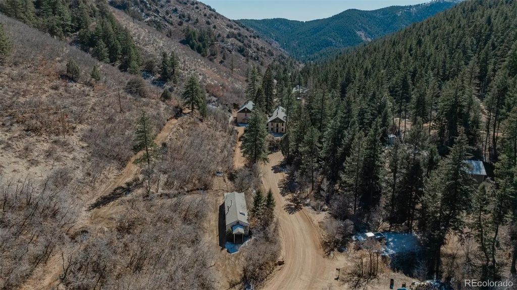 1906 Hidden Valley Road, Sedalia