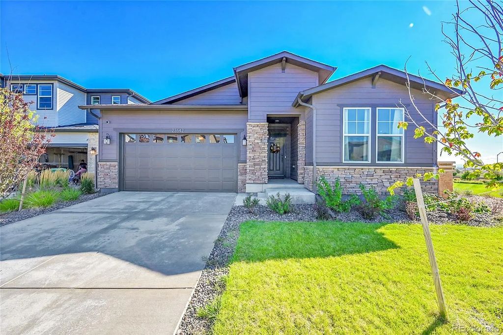 23642 E 40th Avenue, Aurora