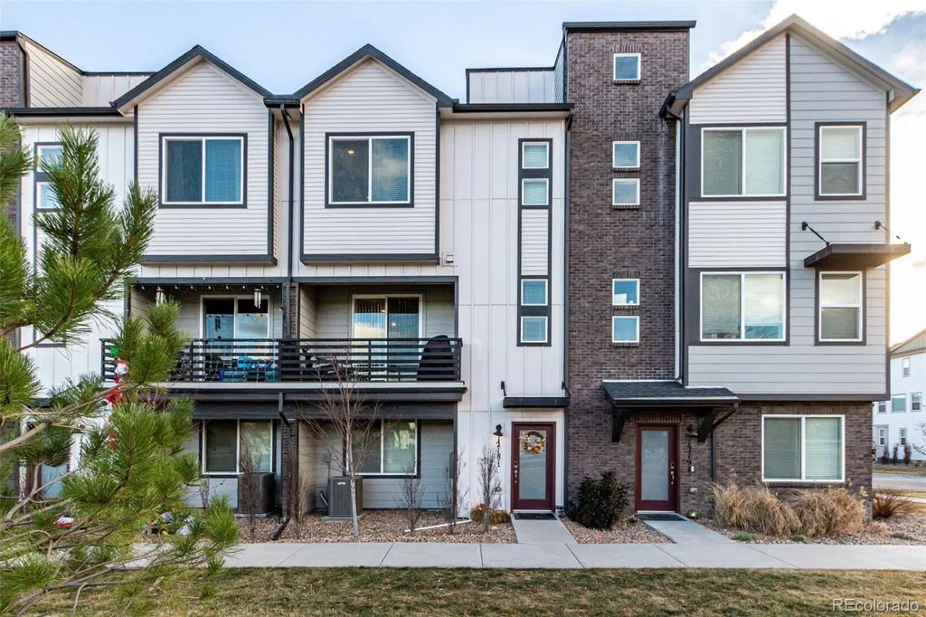 12181 W 57th Drive, Arvada