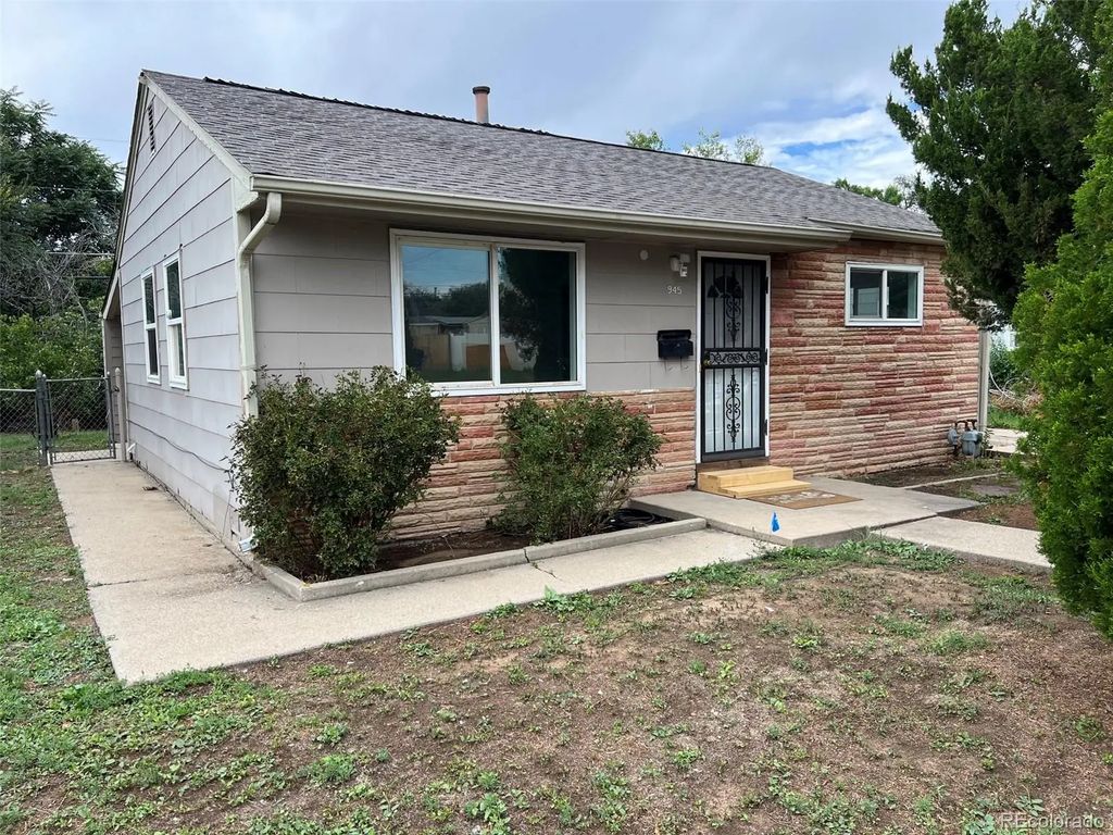 945 Lima Street, Aurora