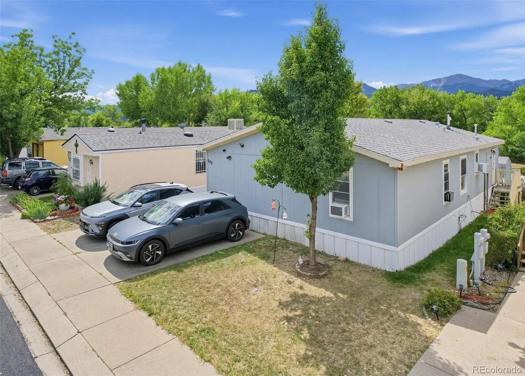 85 Sunflower Road, Colorado Springs