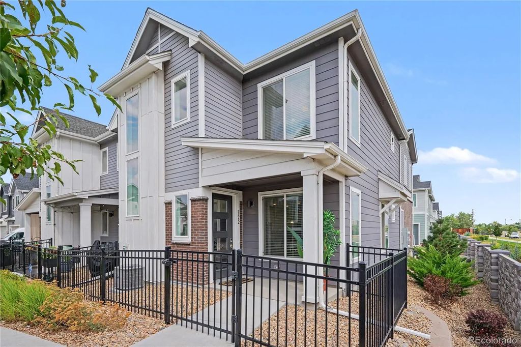 1862 S Poplar Court, Denver