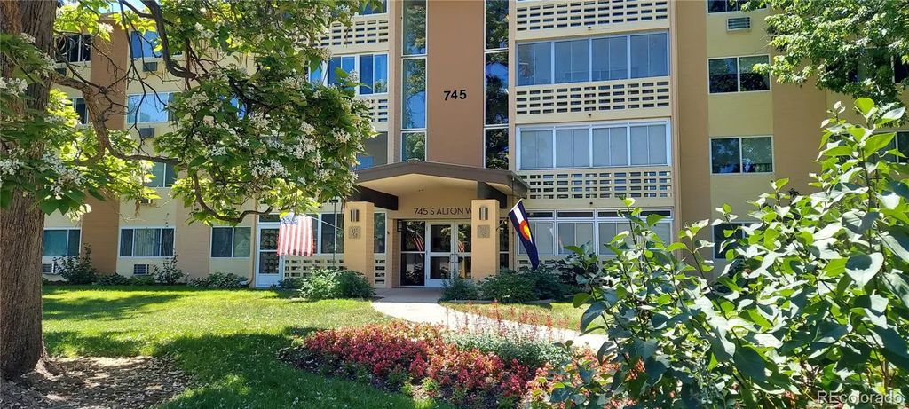 745 S Alton Way 4c, Denver