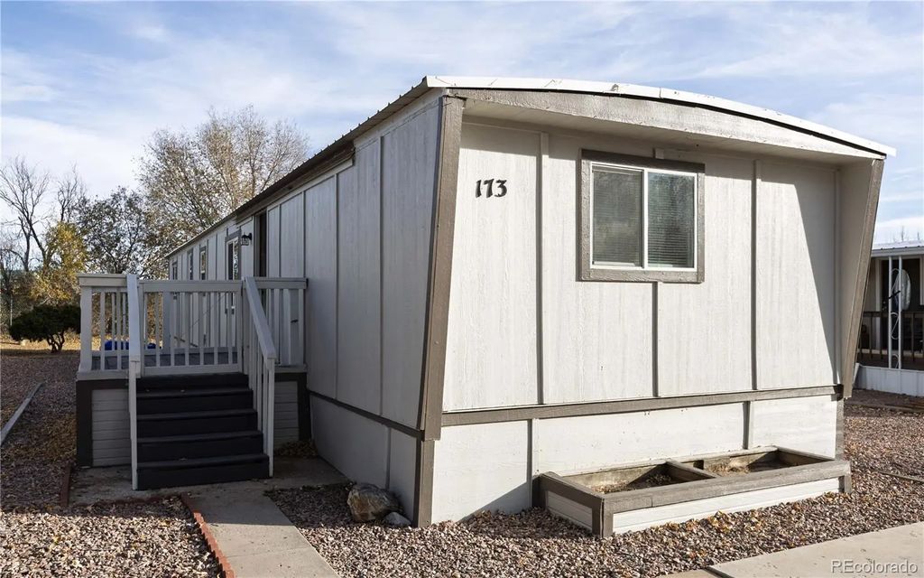 1095 Western Drive, Colorado Springs