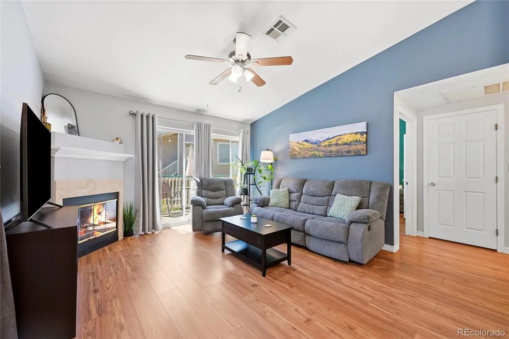 8449 Little Rock Way 204, Littleton