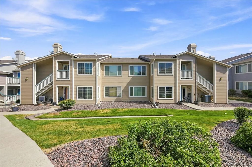 8334 Pebble Creek Way 204, Littleton
