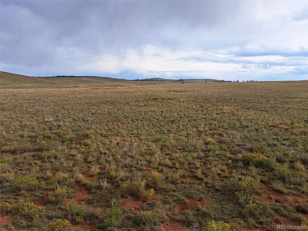 Kiowa Road, Hartsel