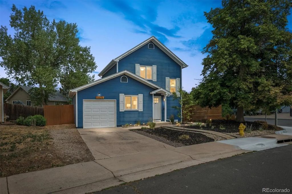 17495 E Chenango Drive, Aurora