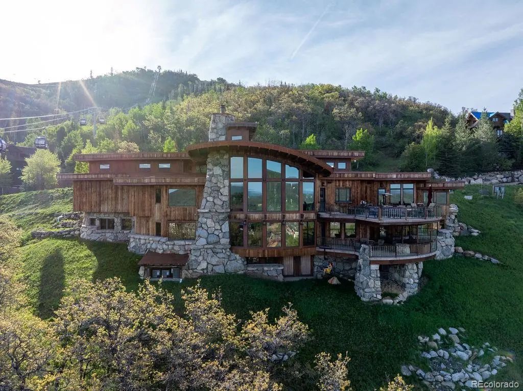 2555 Ski Trail Lane, Steamboat Springs