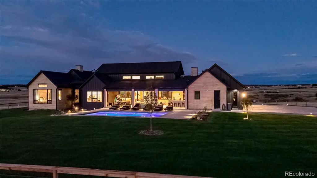 7497 Fox Creek Trail, Franktown