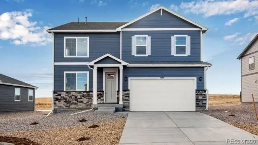43073 Castle Stuart Street, Elizabeth