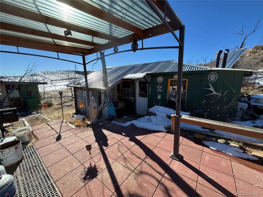 1725 35 1/10 Road, De Beque