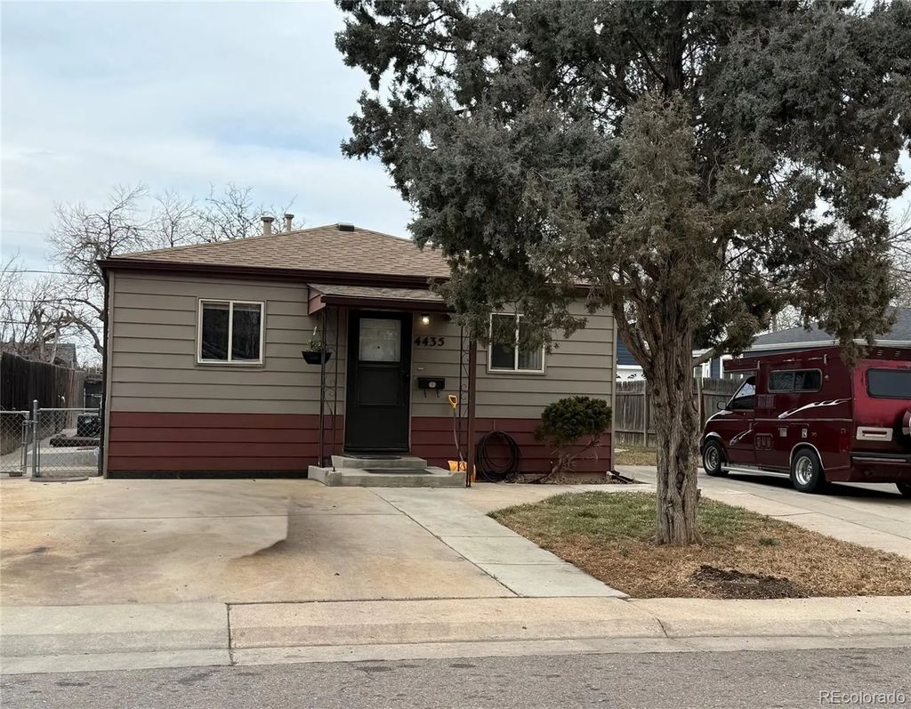 4433 W Dakota Avenue, Denver