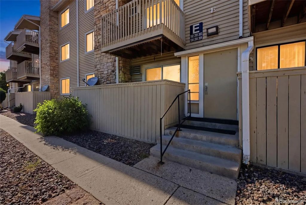 381 S Ames Street E203, Lakewood