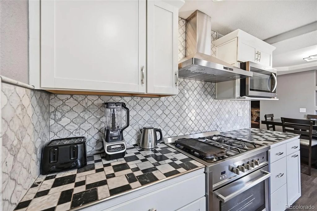 4210 E 100th Ave, Thornton