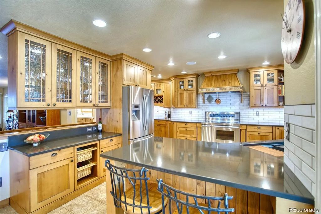 9067 County Road 70, Windsor