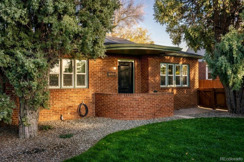 2678 Colorado Boulevard, Denver