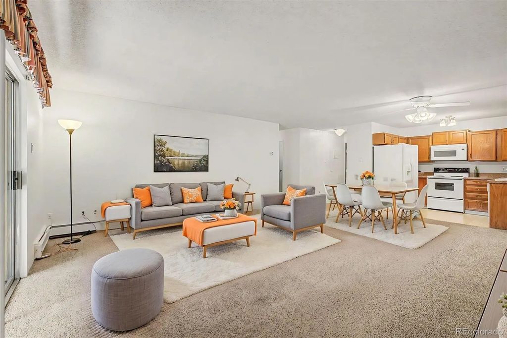 3184 S Heather Gardens Way 205, Aurora