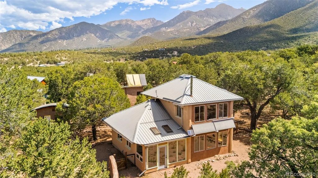 2108 Lone Pine Way, Crestone