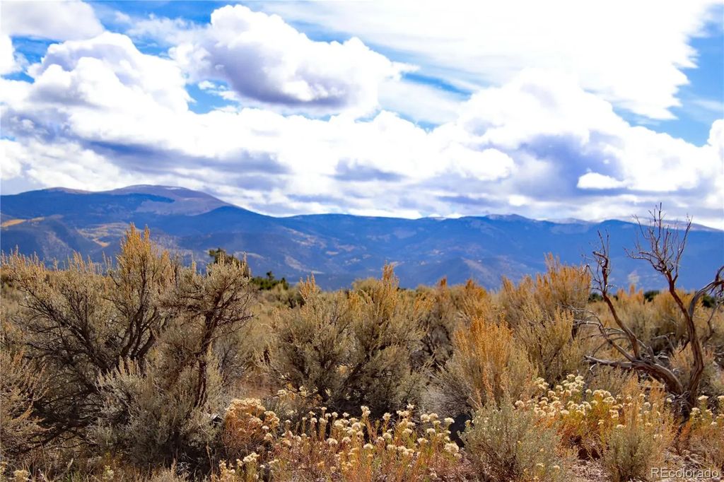 Wild Horse Drive, San Luis