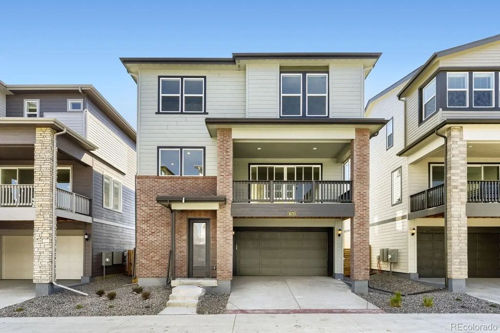 16793 E Kettle Avenue, Centennial
