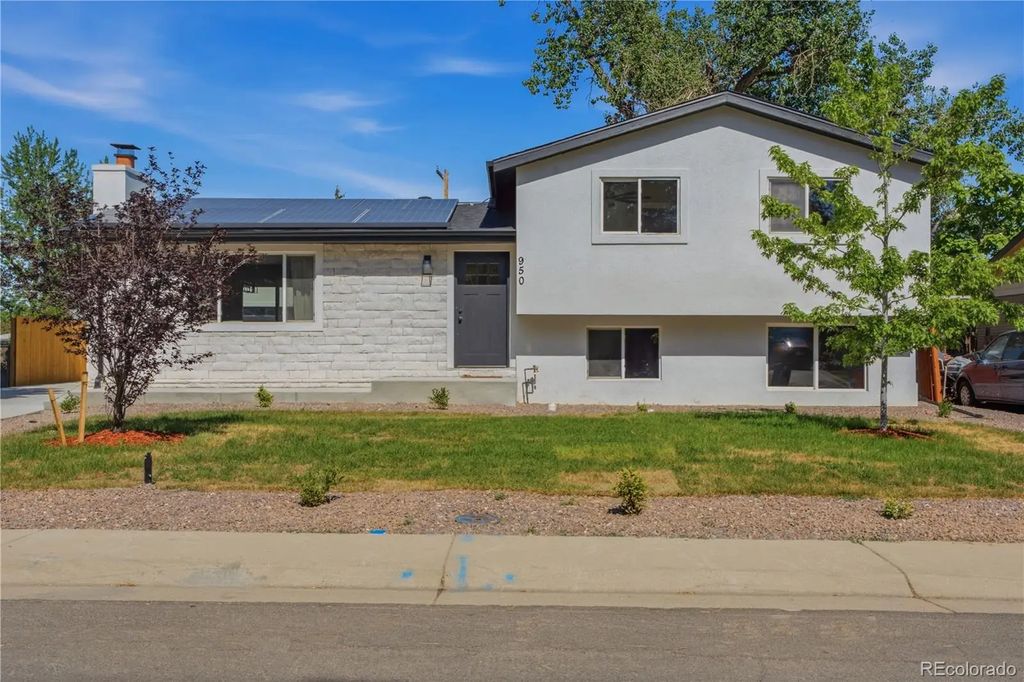 950 Laurel Street, Broomfield