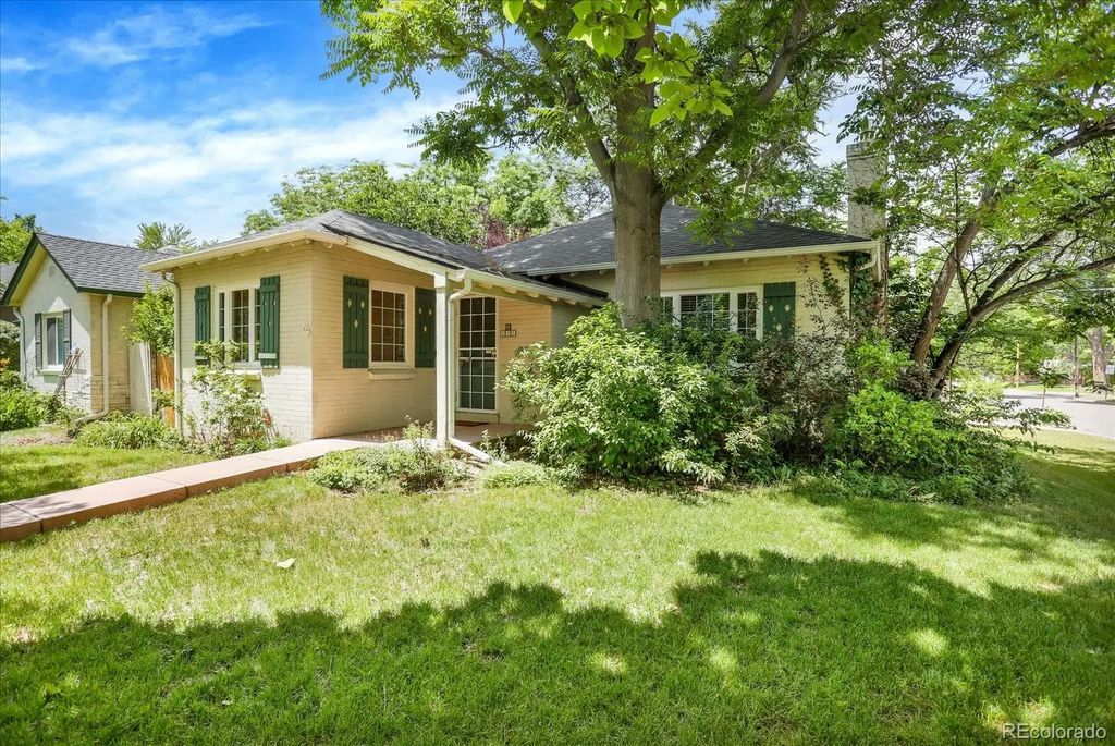 695 Dahlia Street, Denver