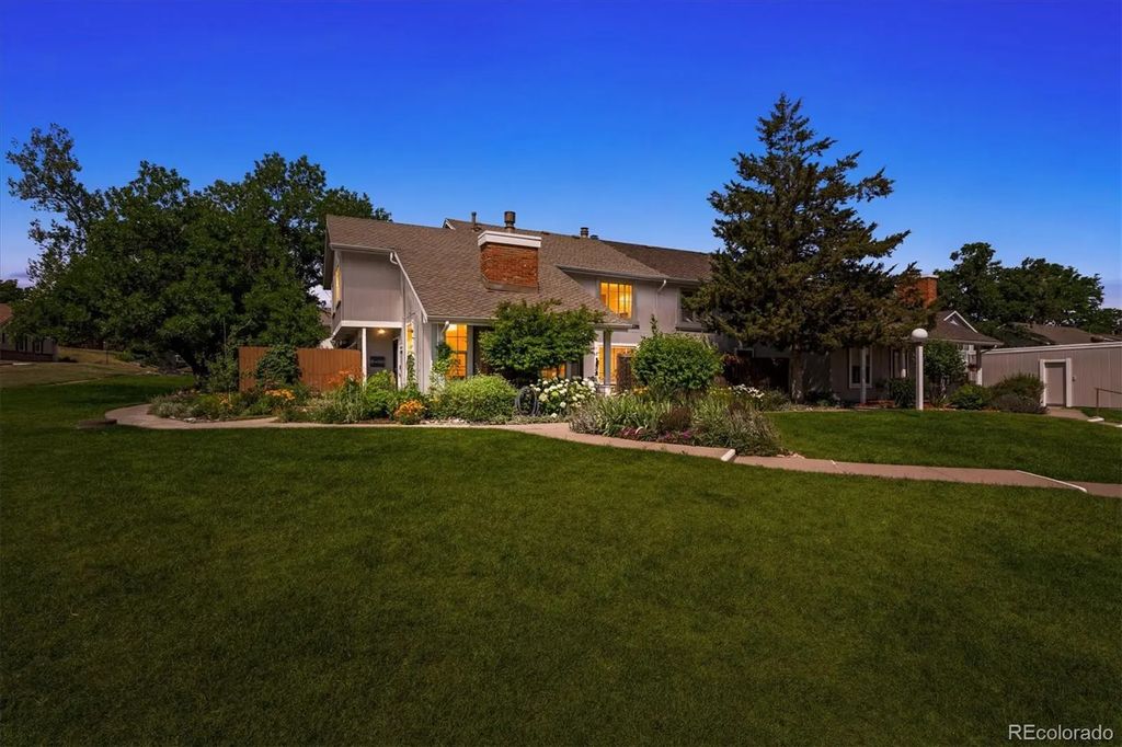 2680 E Easter Avenue, Centennial