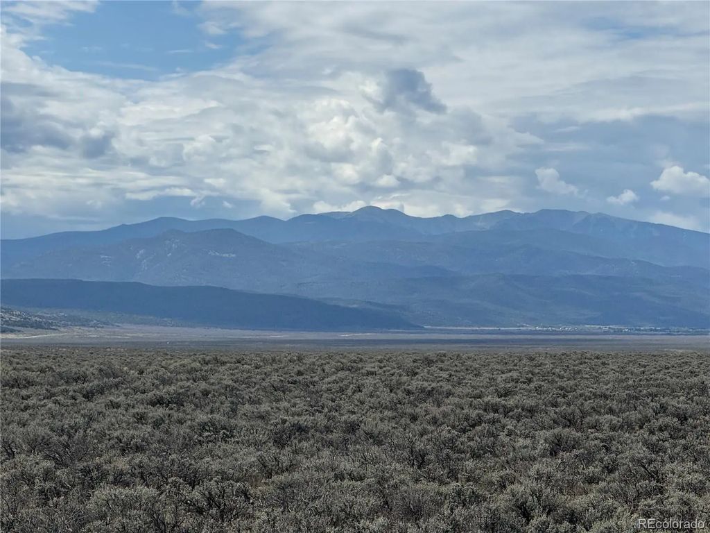 County Road H, San Luis