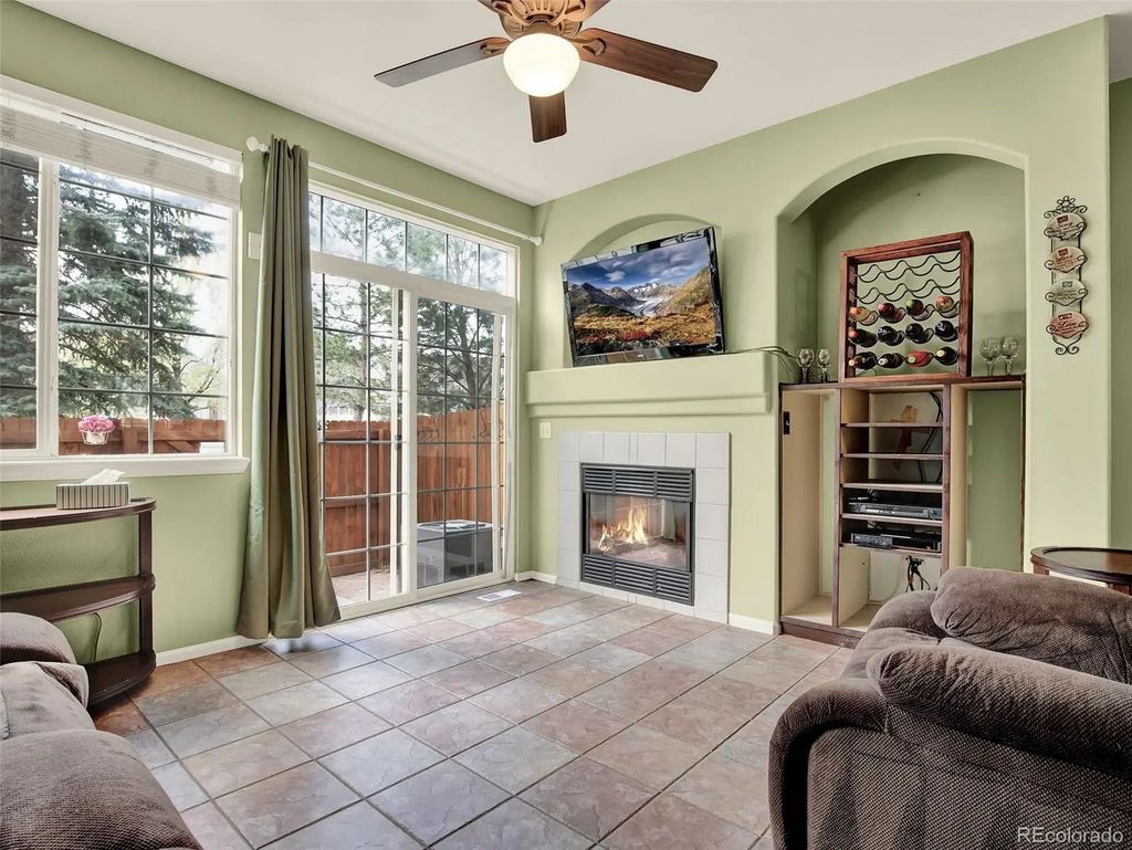 9186 W Phillips Drive, Littleton