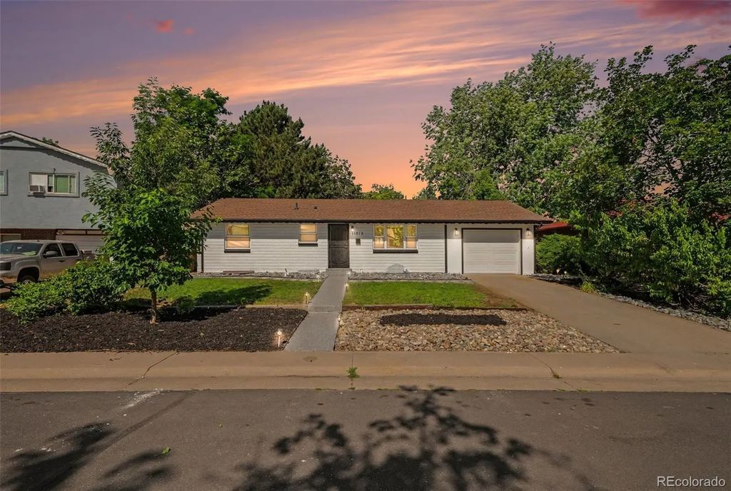 11915 E Arizona Drive, Aurora