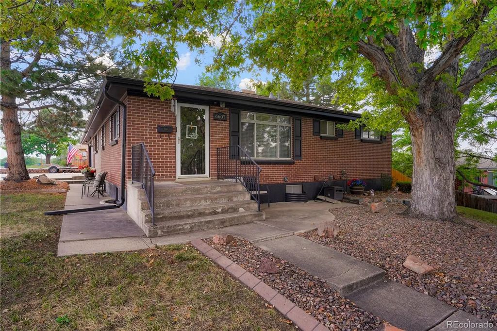 6607 Eaton Street, Arvada